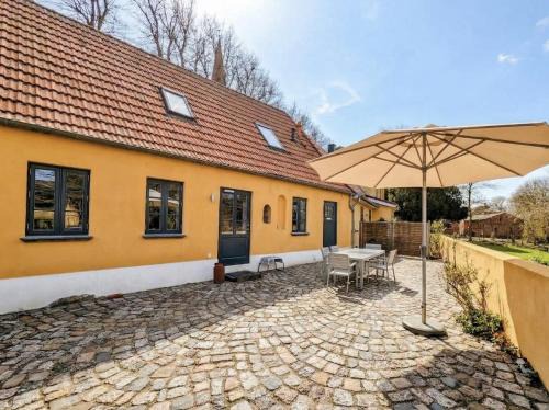Petersdorf Villa | Historisches Pastorat - Villa Mika