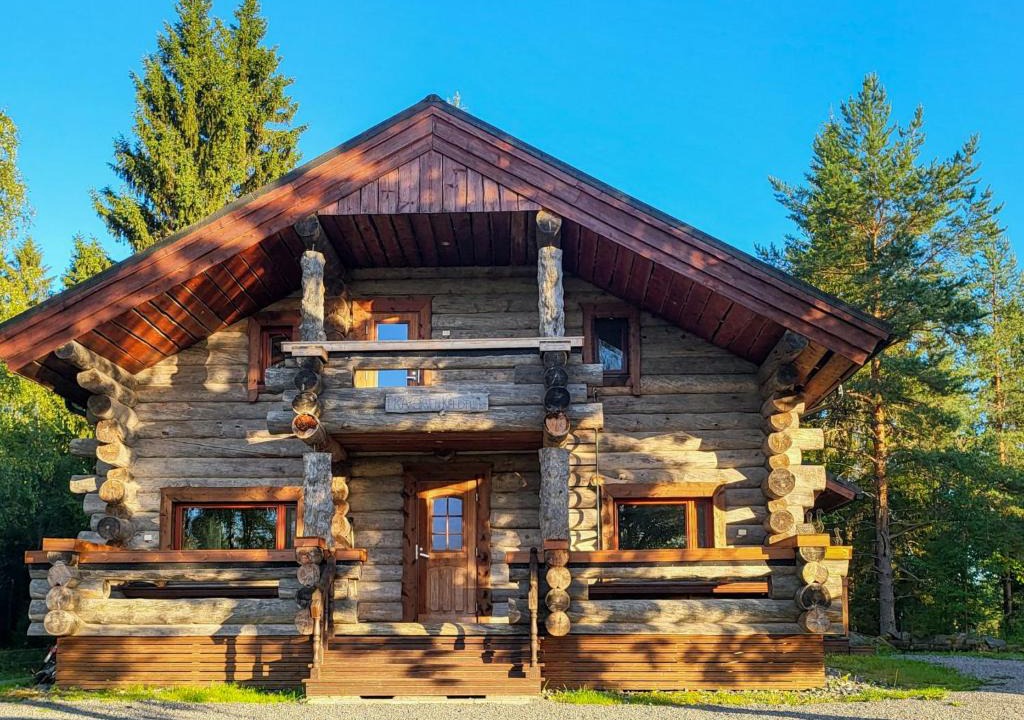 Haapamaki House | Holiday Home Eräkorven kelotupa by Interhome