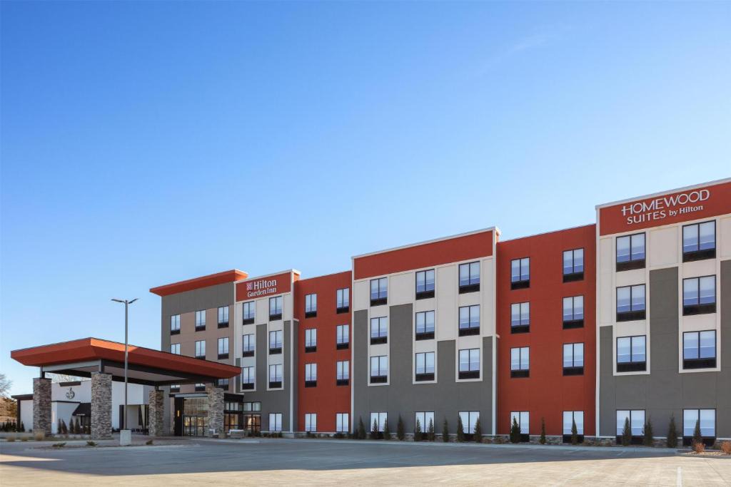 Wichita Hotel | Homewood Suites By Hilton Wichita Airport