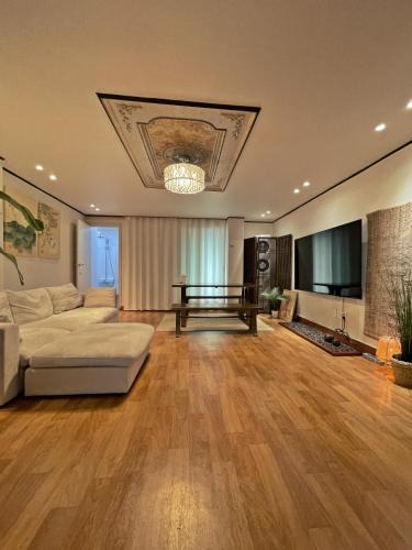 Seogang-dong Apartment | Hongdae 3BR 6 Queen Beds 6 Min Walk