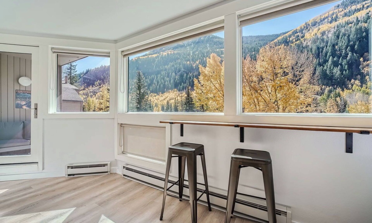 Vail Condo | Hot Tub - Cozy Fire - Mtn Views - Free Vail Ski Bus!