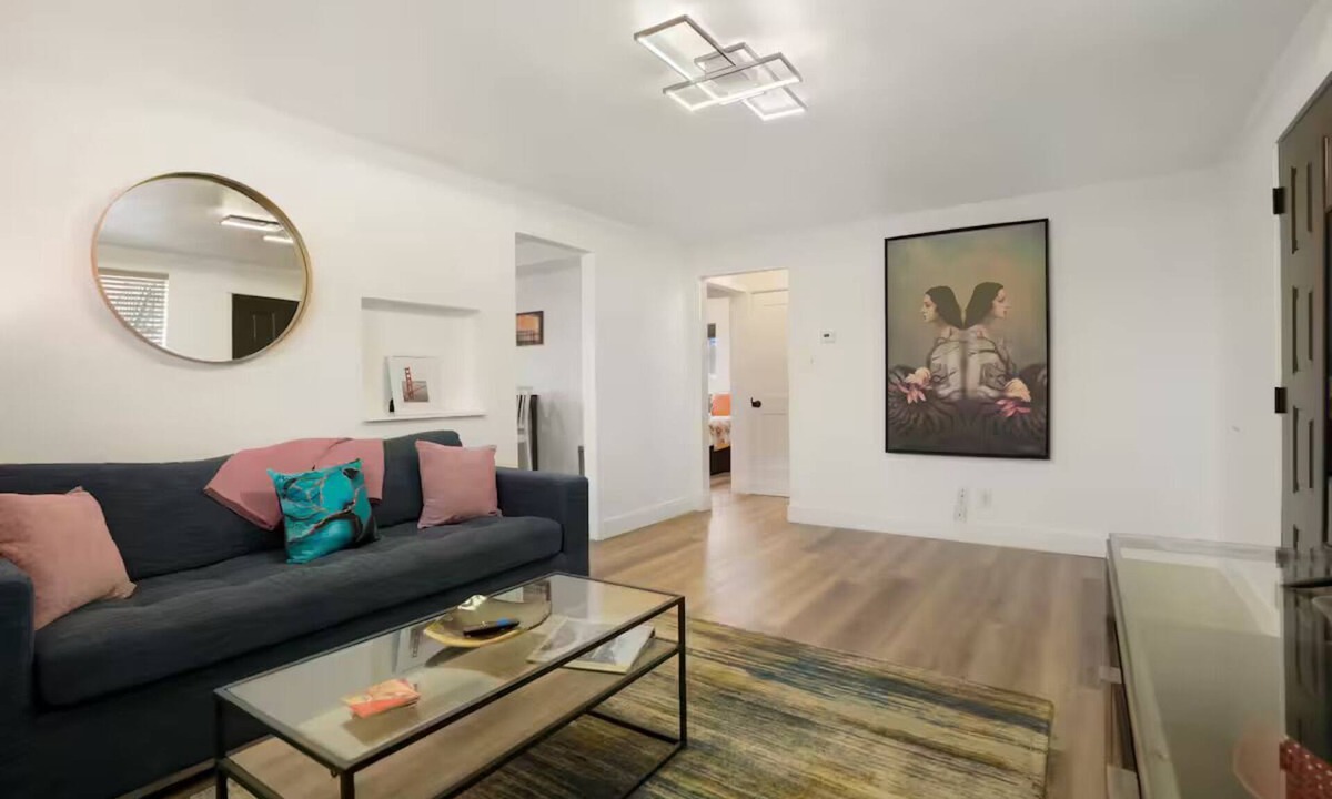 Arvada Plaza Area Apartment | Hot Tub, Park, 420, 1GB internet, Quiet Getaway