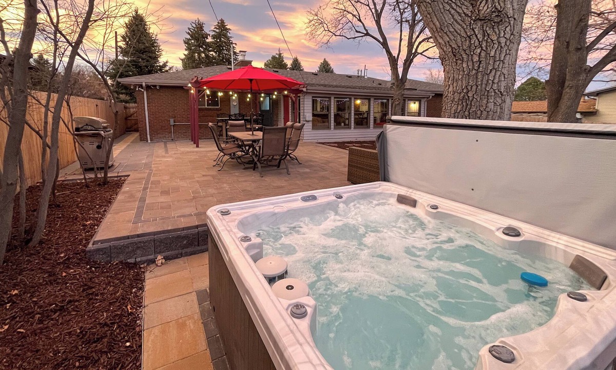 Lamar Heights Area House | Hot Tub, Pool Table, BBQ Patio, Yard Games