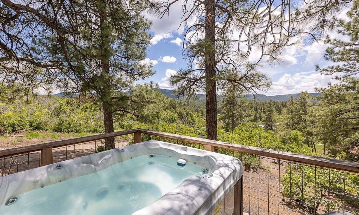 Pagosa Springs Cabin | Hot Tub, Secluded, Borders National Forest, New AC