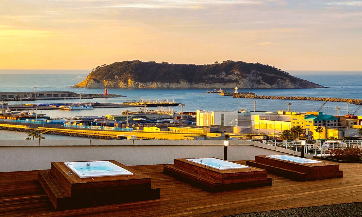 Songsan-dong Hotel | Hotel Bridge Seogwipo