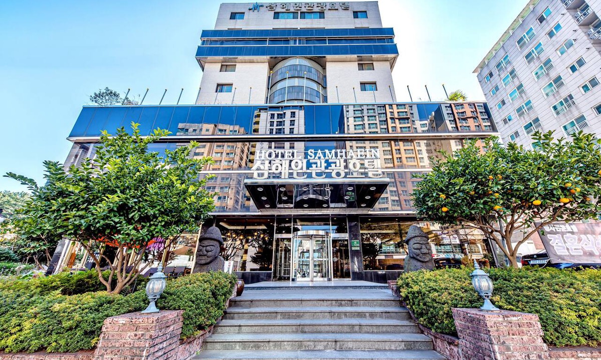 Yeon-dong Hotel | Hotel Samhaein