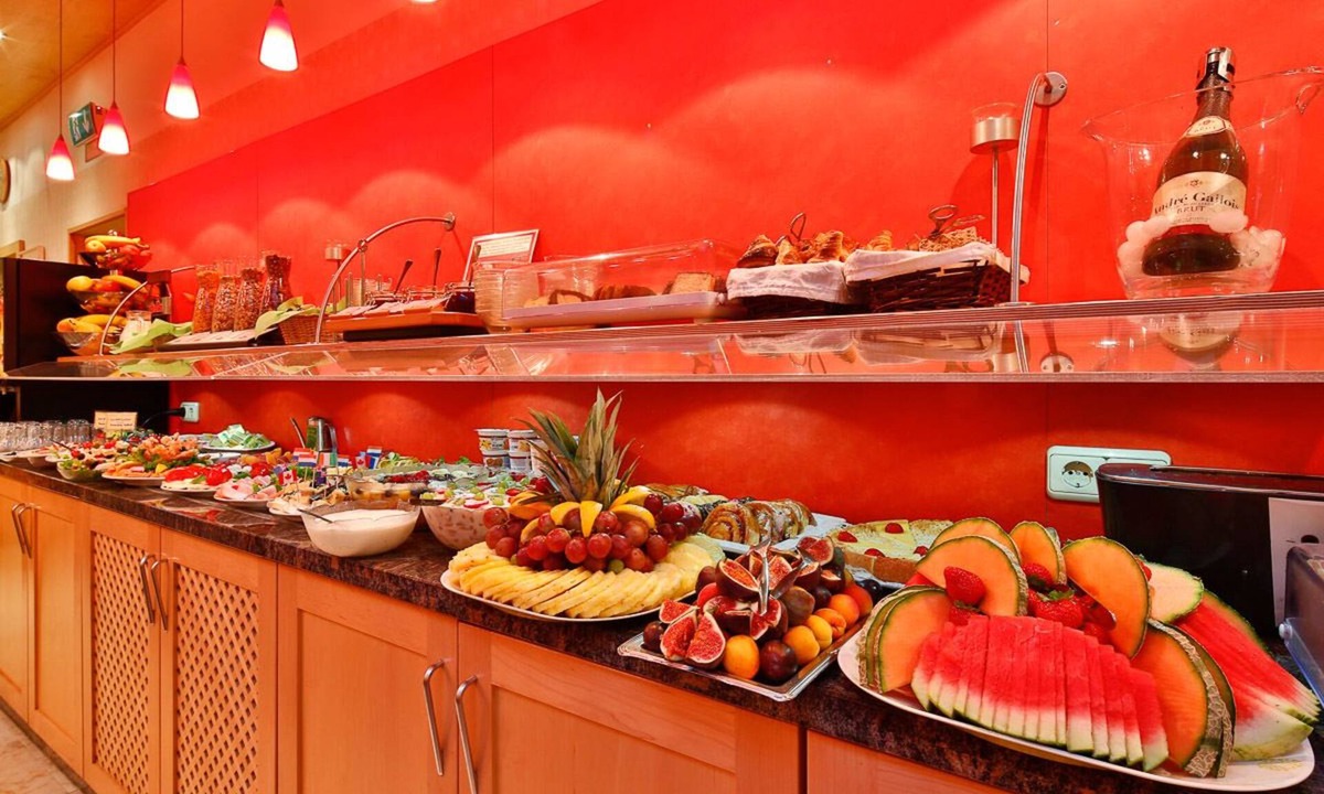Ludwigsvorstadt-Kliniken Hotel | Hotel Wallis by ANS