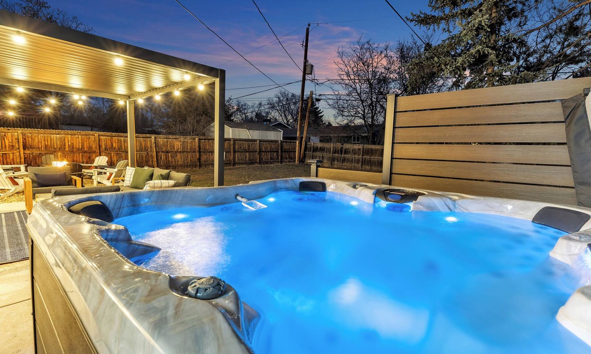 Arvada House | HotTub Arcade Theater Near Denver/Boulder/Golden