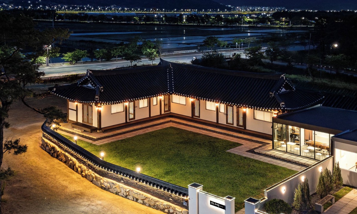 Gyeongju House | Hwarangroo