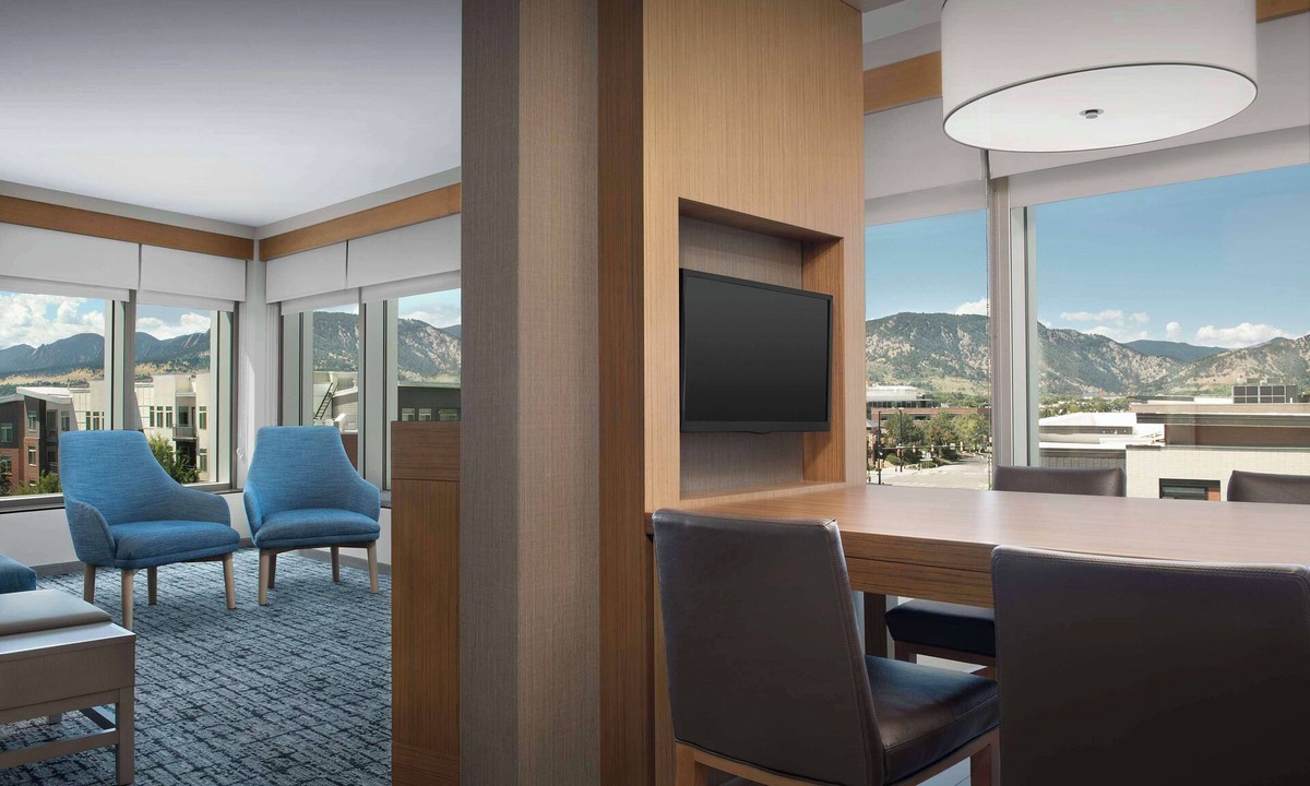 Transit Village Hotel | Hyatt Place Boulder/Pearl Street