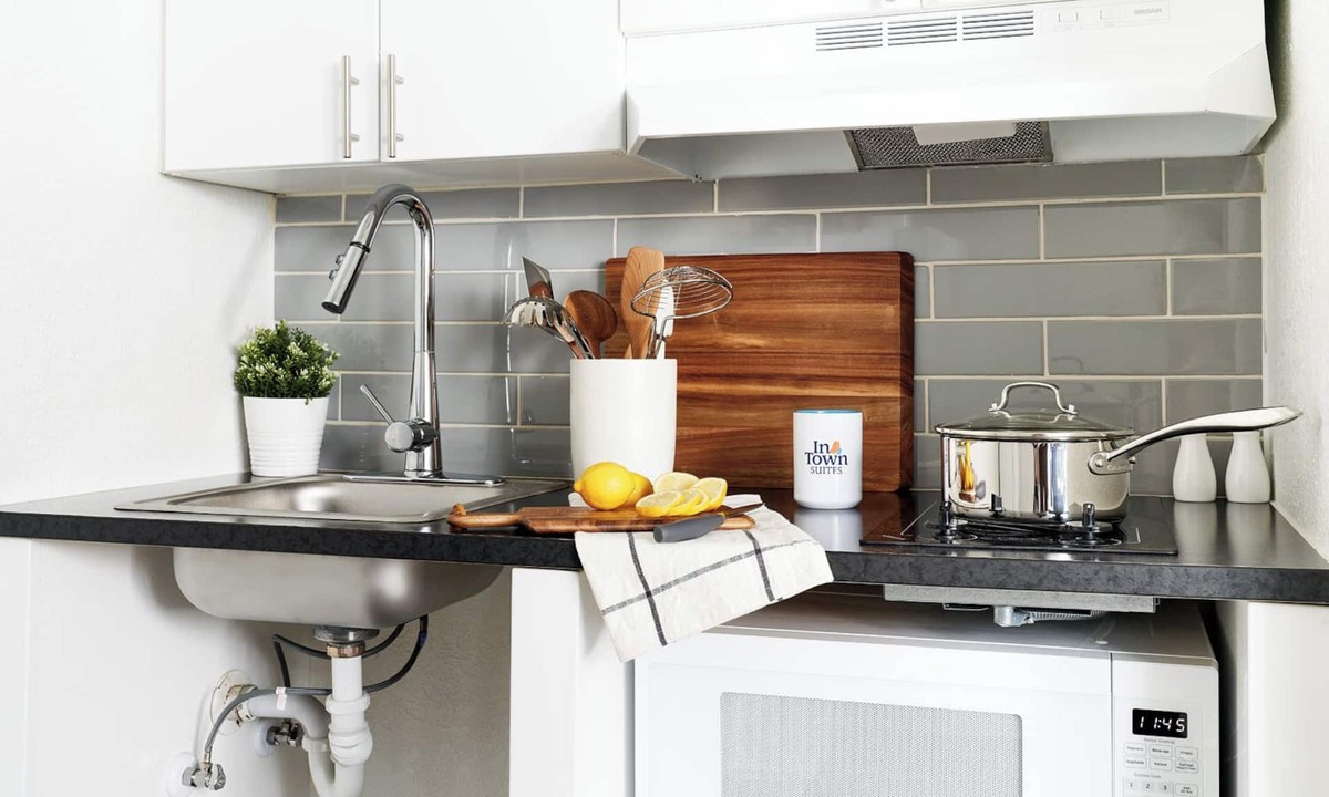 Aurora Hotel | InTown Suites Extended Stay Select Denver Aurora South