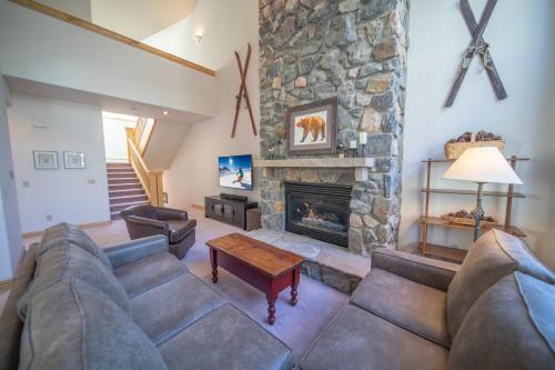 Mountain House House | Ironwood 2993 by SummitCove Lodging in Colorado
