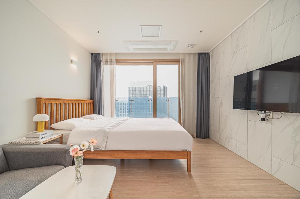 Yeon-dong Apartment | Jeju The Terrace View
