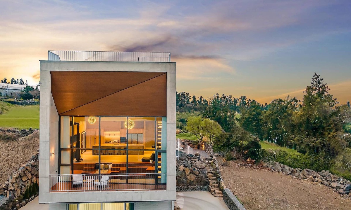 Aewol House | Jeju Themoon Poolvilla