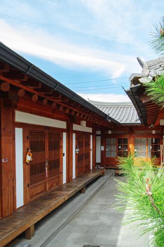 Jeonju House | Jeonju Hanok village Deoksugung