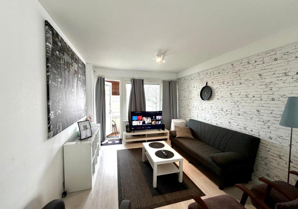 Kemi Apartment | Kemiapartments city ll, near snowcastle, 3 rooms, kitchen , glazed balc FREE PARK and HEAT PLUG
