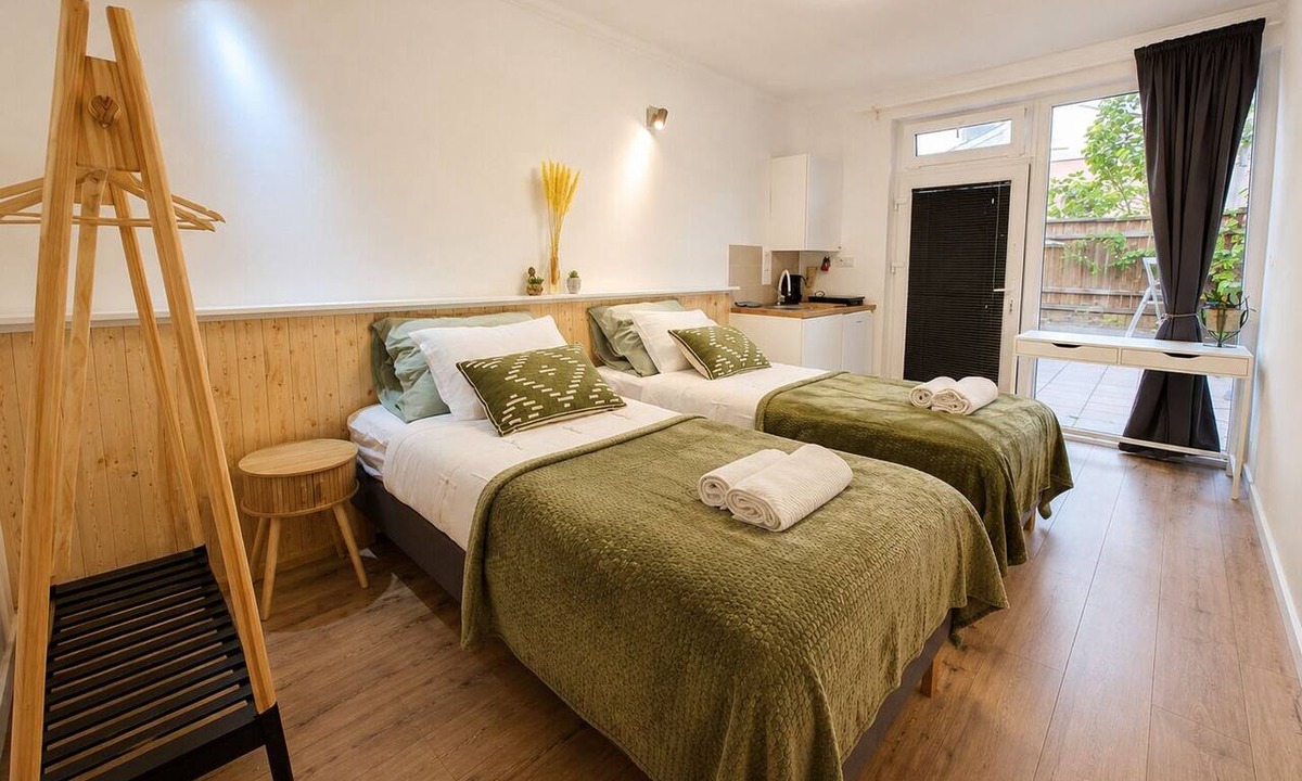 Tuchomerice Apartment | KindStay Suites Prague Airport