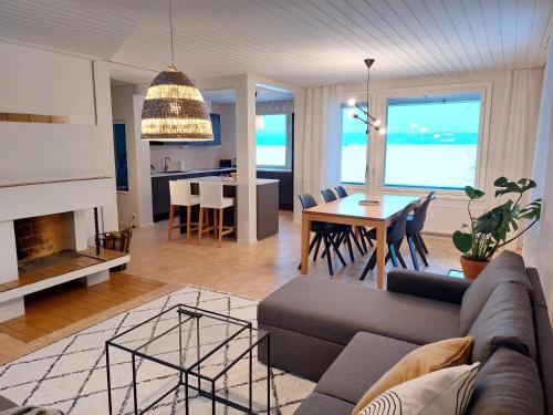 Jyvaskyla Ski Chalet | Kotirinne 135 - järven rannalla