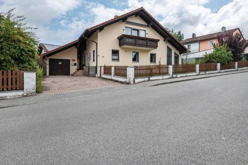 Reisbach Apartment | La Casa DeMa
