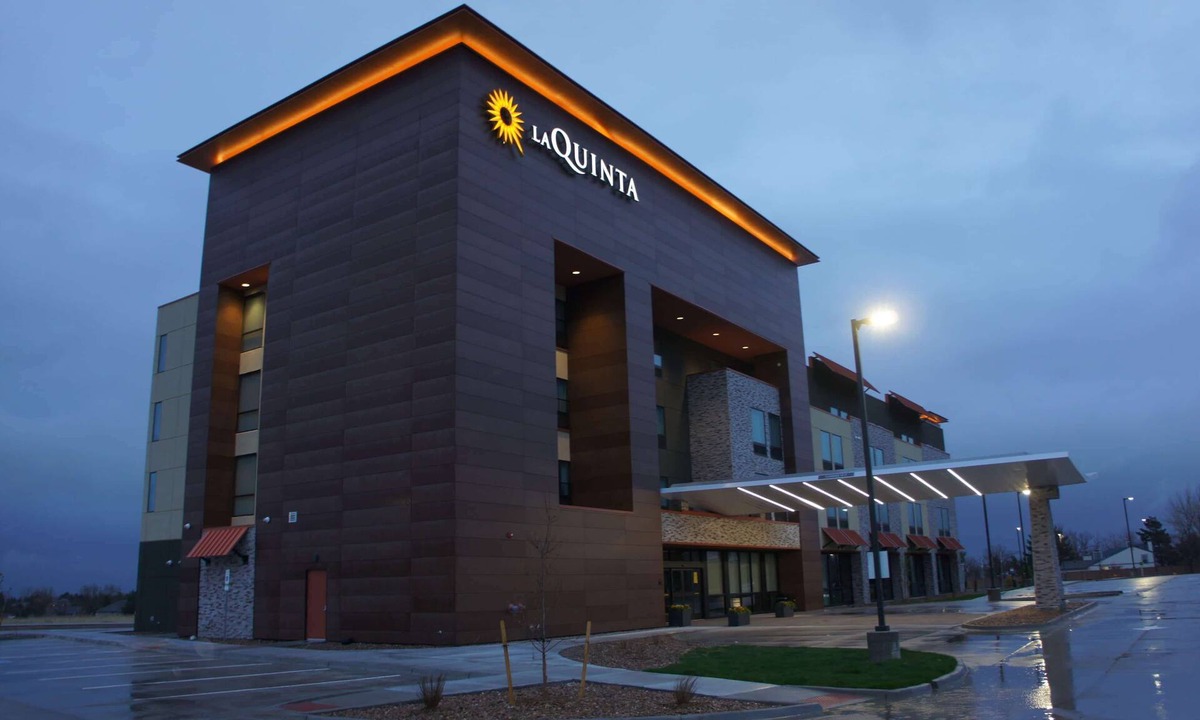 Littleton Hotel | La Quinta Inn & Suites by Wyndham Littleton/Red Rocks