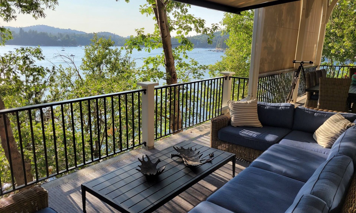 Cedar Glen House | Lakefront Cabin with Panoramic views - Private Dock