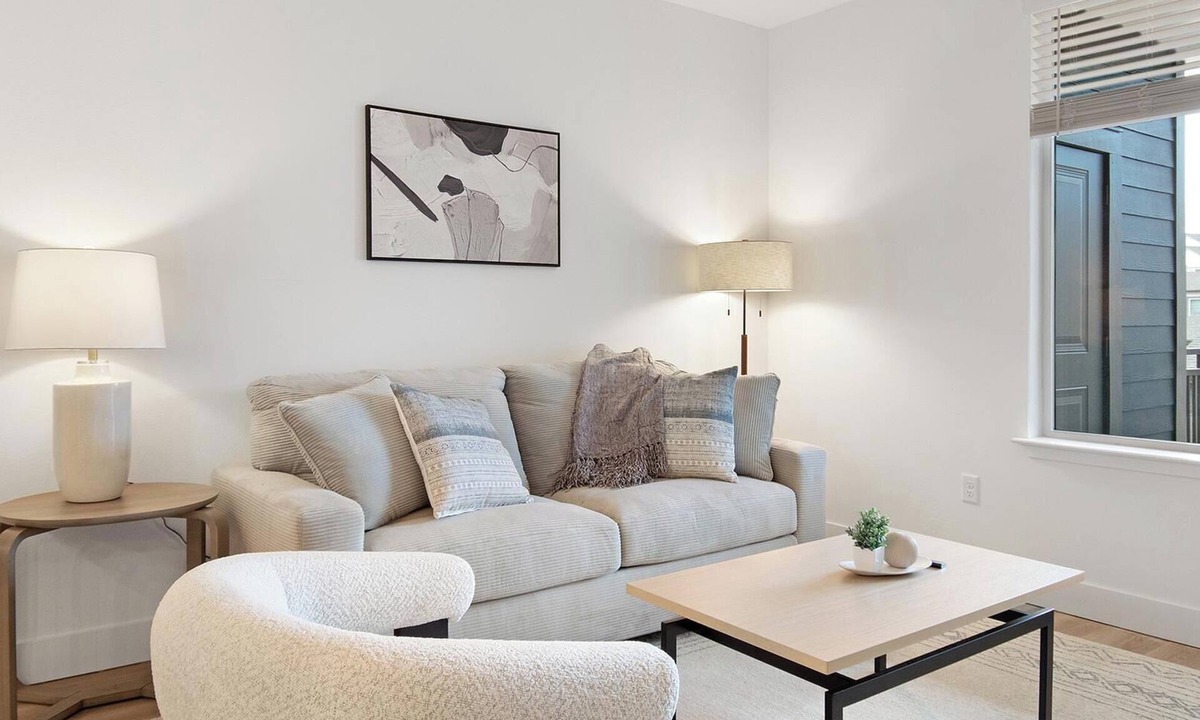 Firestone Apartment | Landing | Spectacular 1BD, Clubhouse, Gym