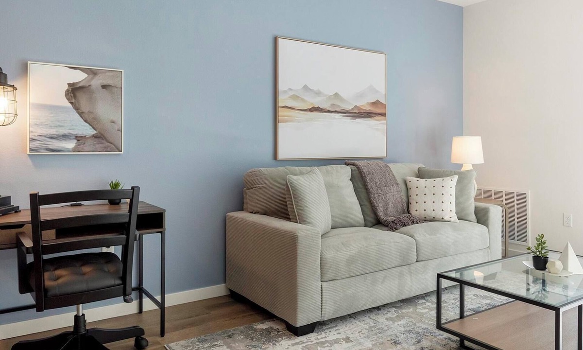 Northgate Apartment | Landing | Stylish 1BD, Pool, Gym