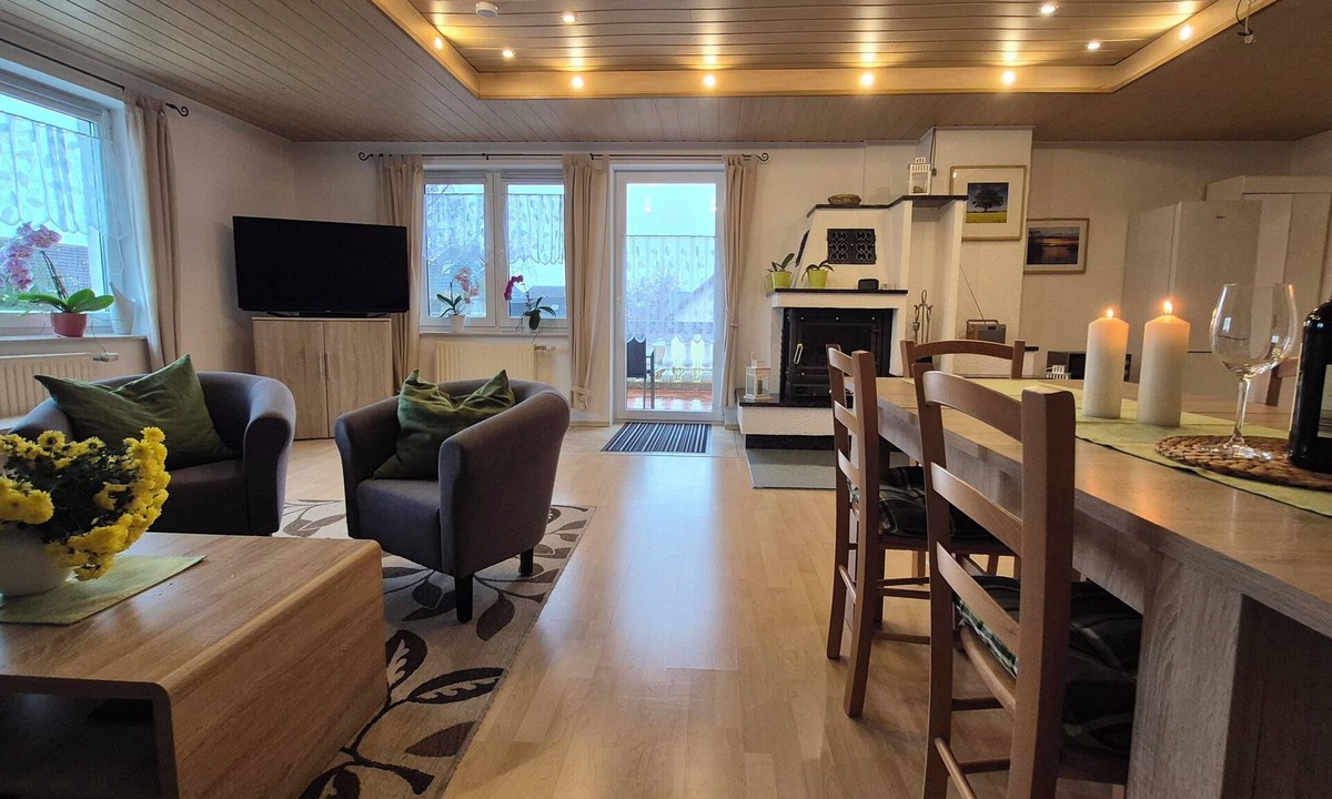 Mecklenburger Seenplatte Apartment | Large new. 4 Room-apartment in Neubrandenburg