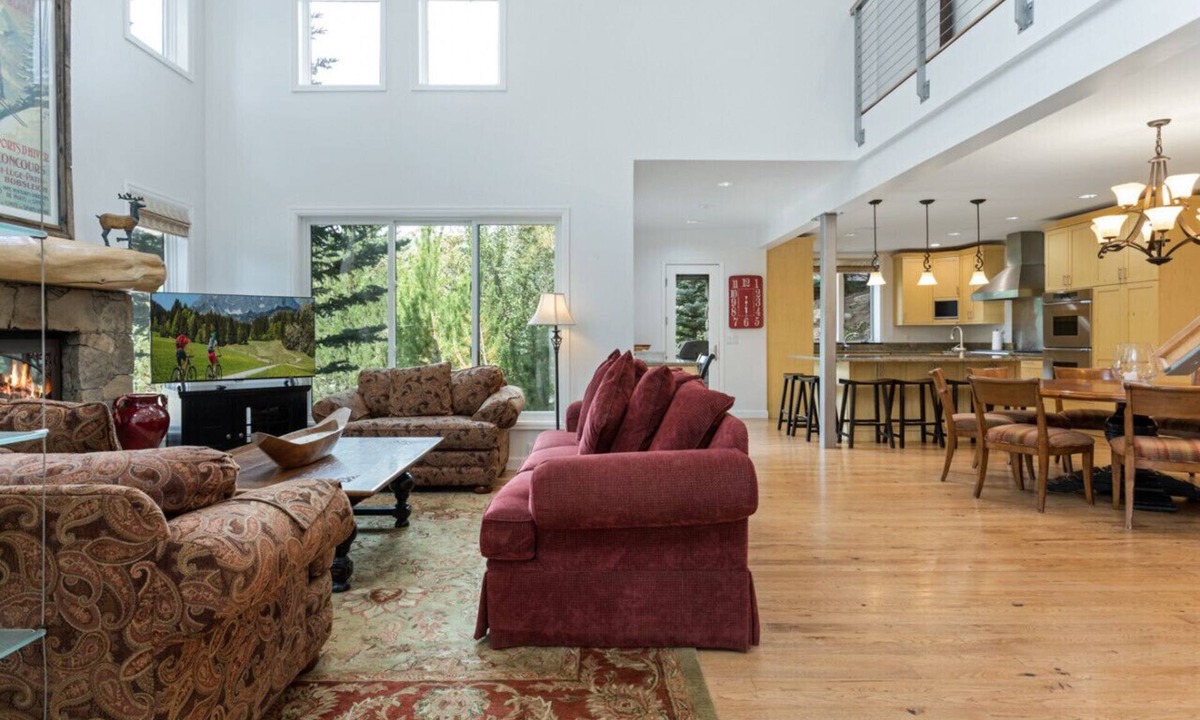 Highland Meadows House | Large West Vail Home - Patio with Private Hot Tub