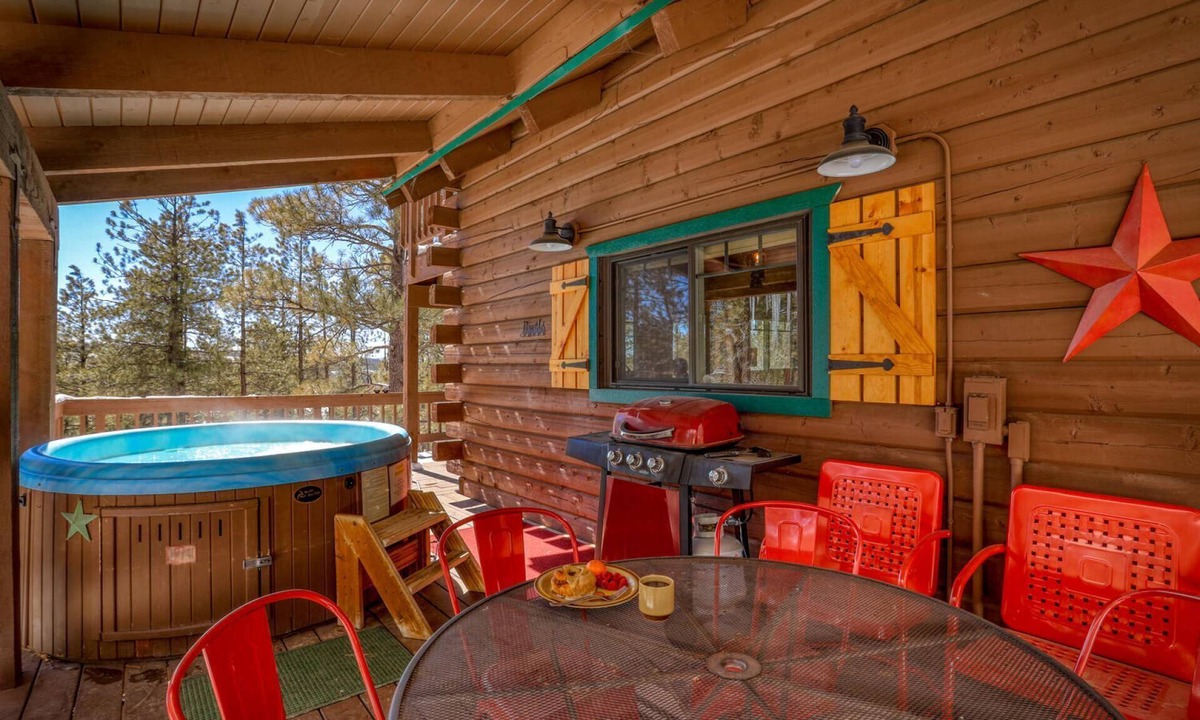 San Juan River Village Cabin | Last-Minute Summer Escape! Book an August Stay by 7/31 for 15% Off