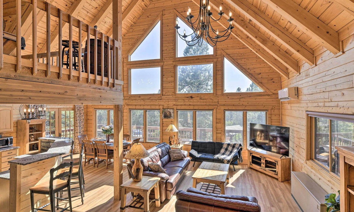 Pagosa Springs Cottage | Lazy Beaver Lodge Pagosa Cabin w/Deck, Fire Pit