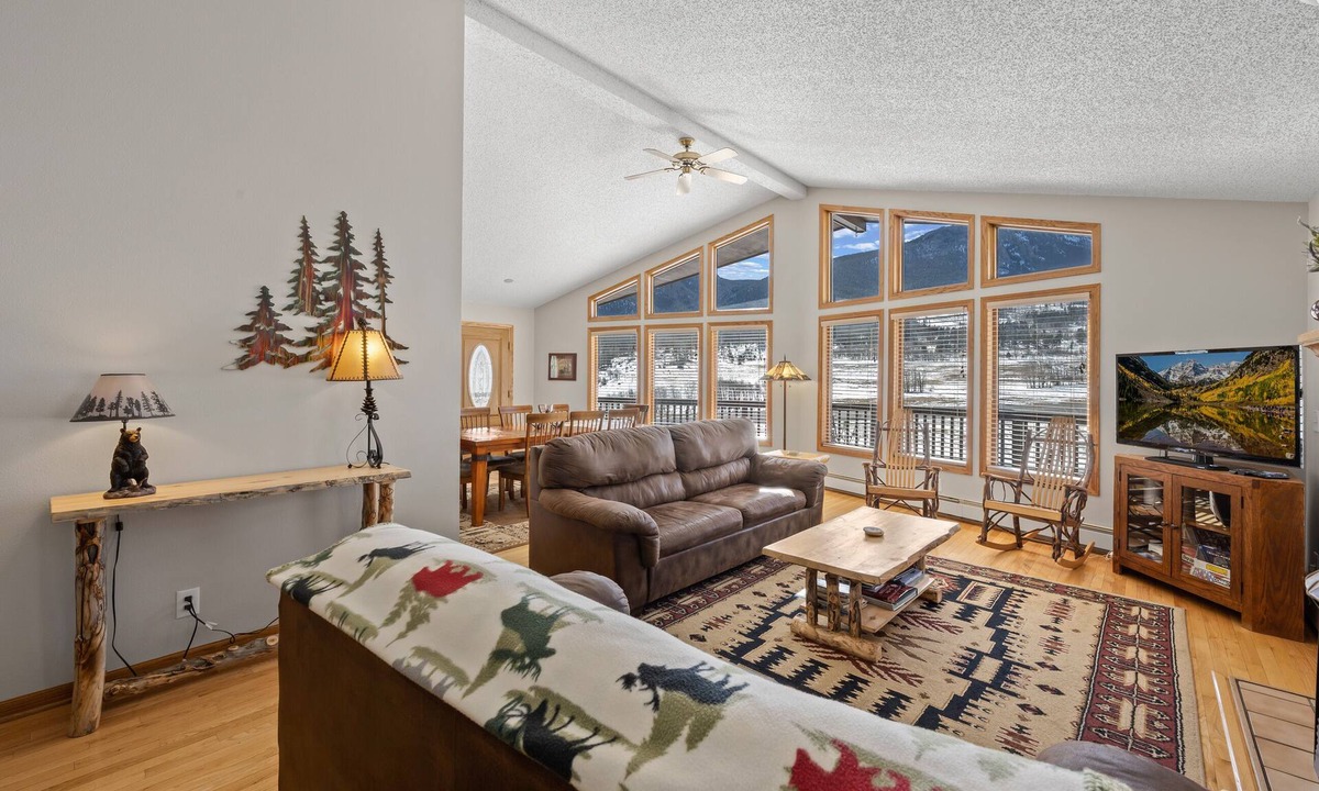Estes Park House | Lily Mountain Lodge - Amazing Mountains Views, Private Hot Tub, Great Location