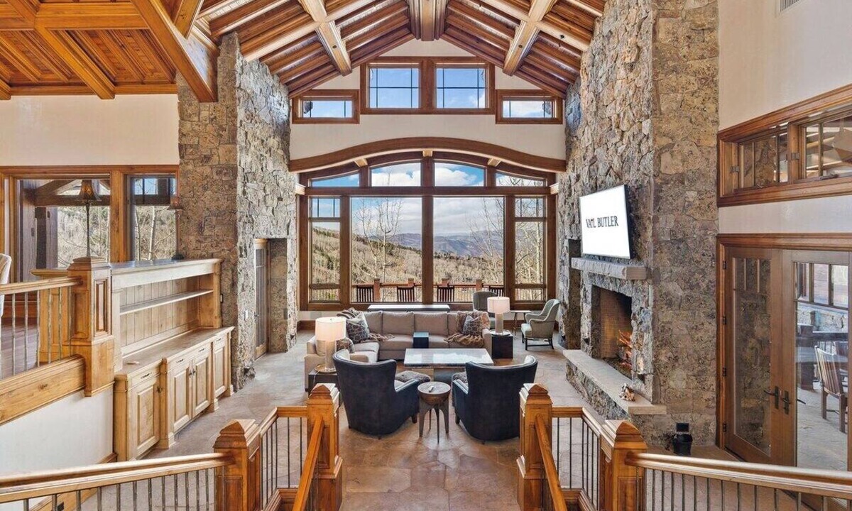 Beaver Creek House | Lucky Boot Lodge - 7 bedrooms, walk to ski, stunning views, hot tub, fire pit