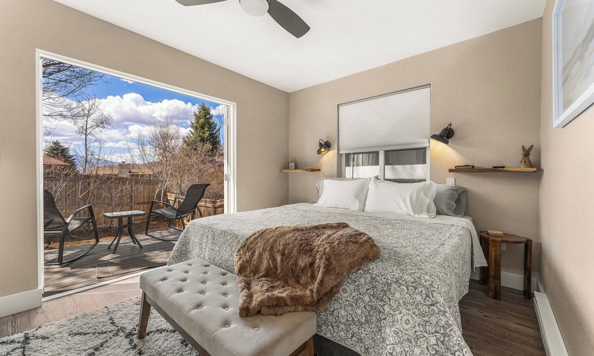 East Colorado Springs House | LUX Guest Suite Near Amazing Hiking Trails