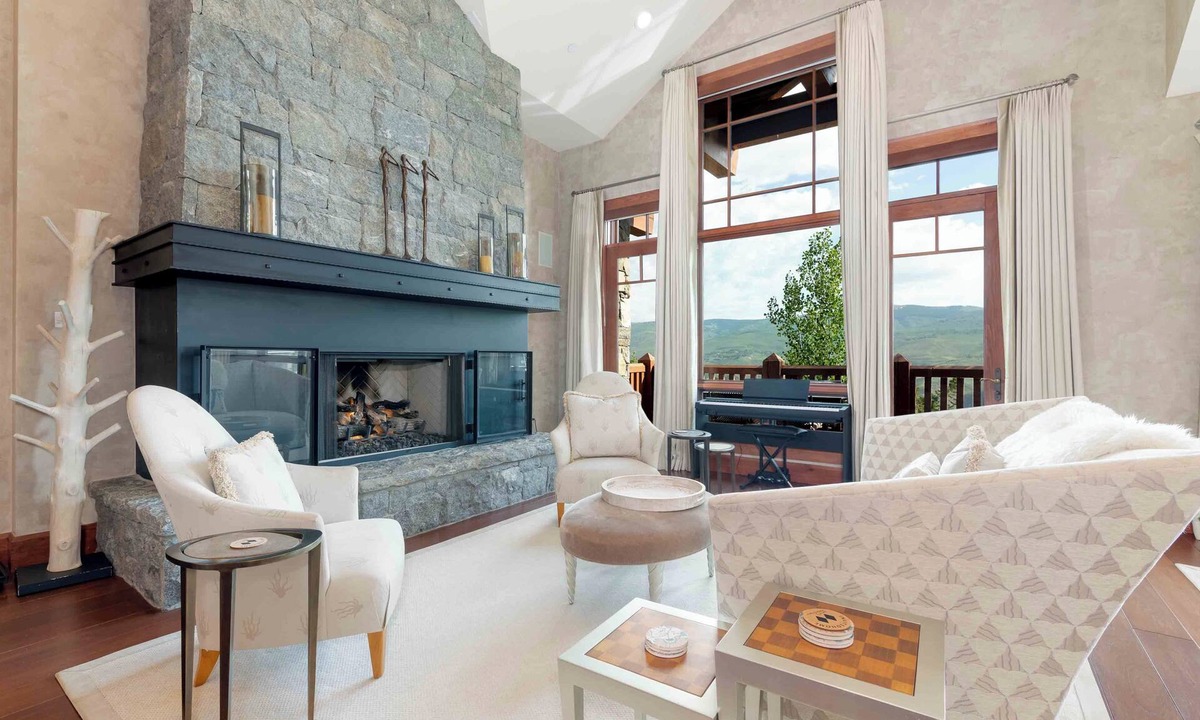 Avon Condo | Luxe Condo by InvitedHome | Views, Hot Tub, Best Beaver Creek Hiking Trails