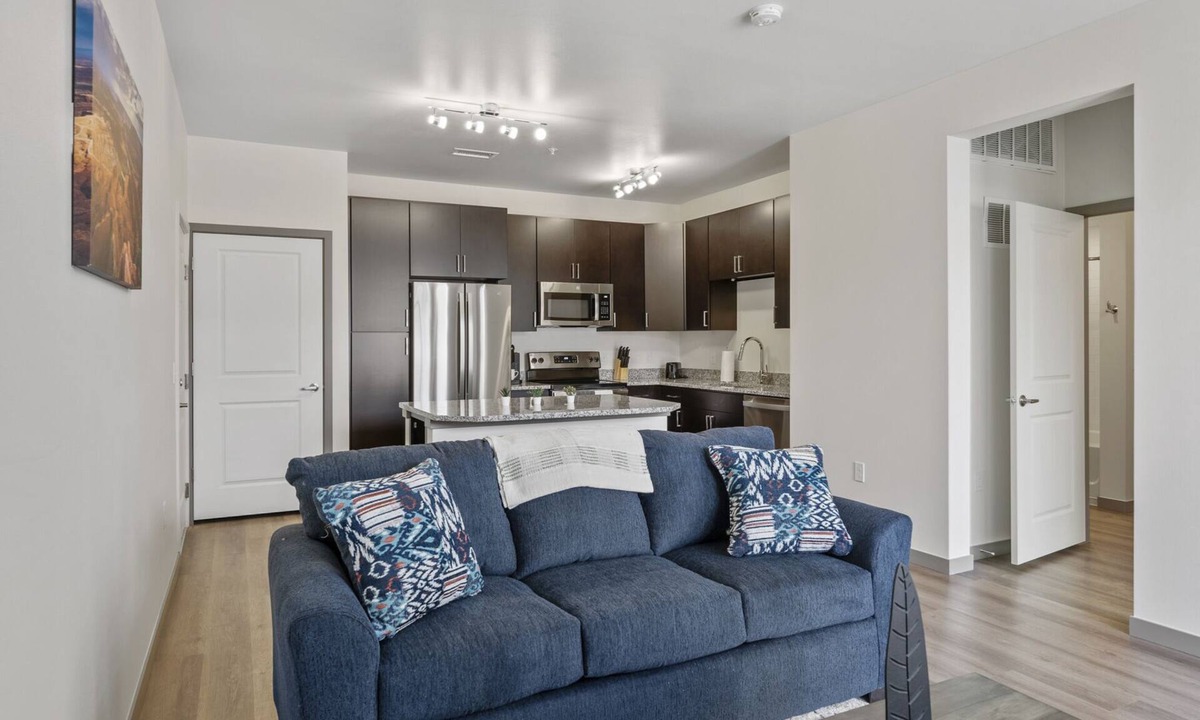 Broomfield Apartment | Luxury 1BR Near UCHealth
