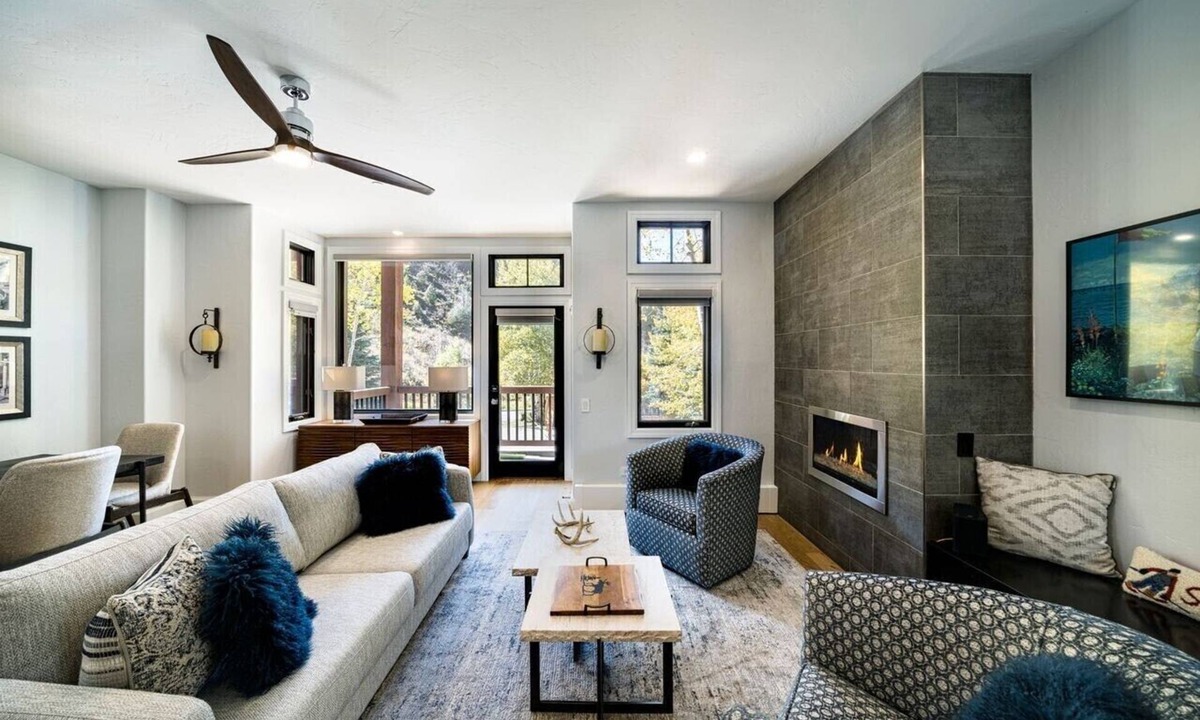 Edwards Condo | Luxury Beaver Creek, Arrowhead - hottub & pool, many amenities, newly remodeled