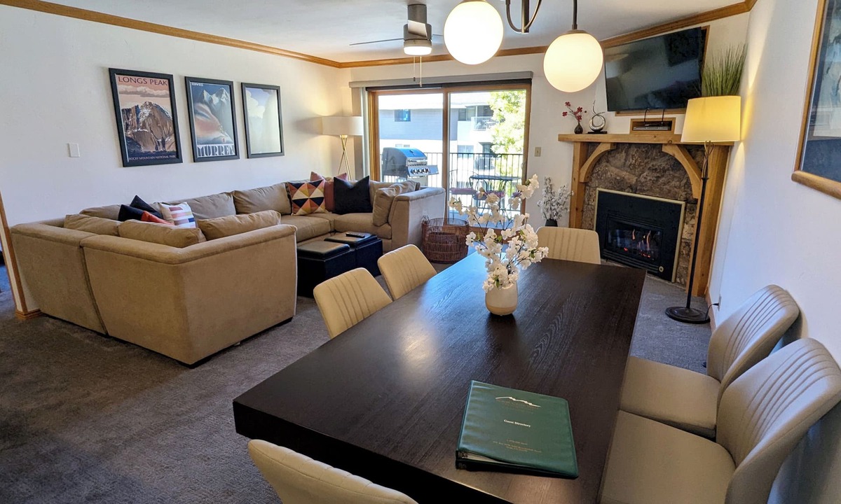 Avon Condo | Luxury Condo w/FREE WiFi, Parking, Heated Pool, Hot Tubs, Skier Shuttles