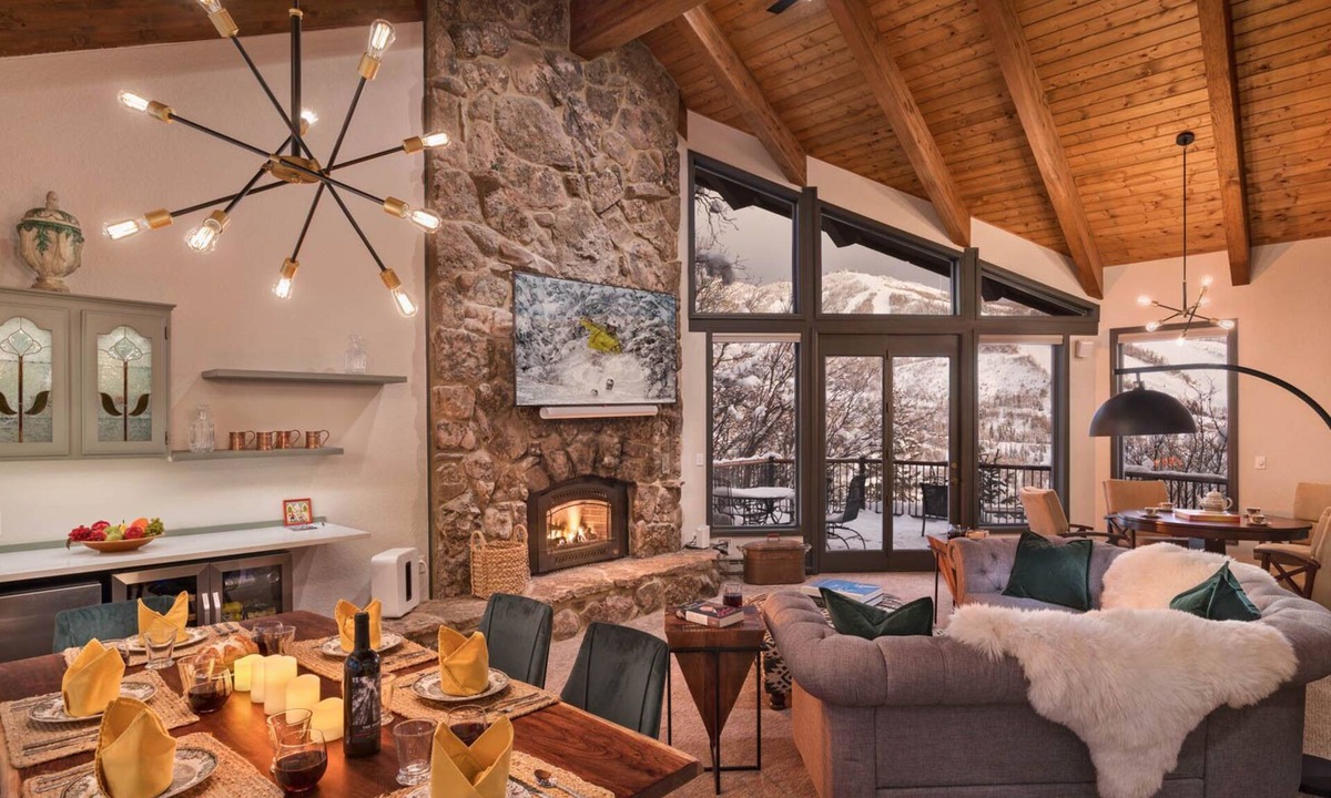 Steamboat Springs House | Luxury Grande + Mountain Views + Close to Skiing - Glacier Grande