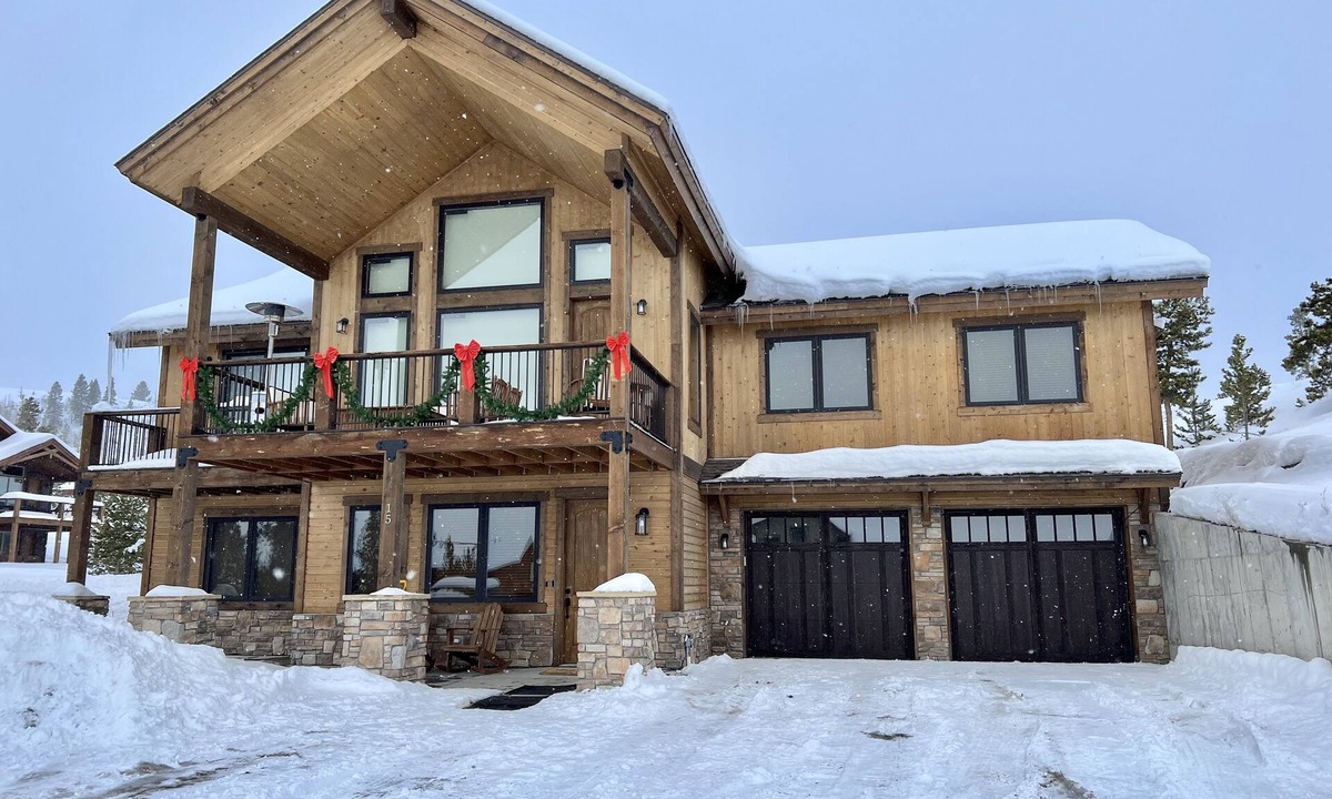 Grand Lake House | Luxury Mountain Home in Grand Lake - Hot Tub
