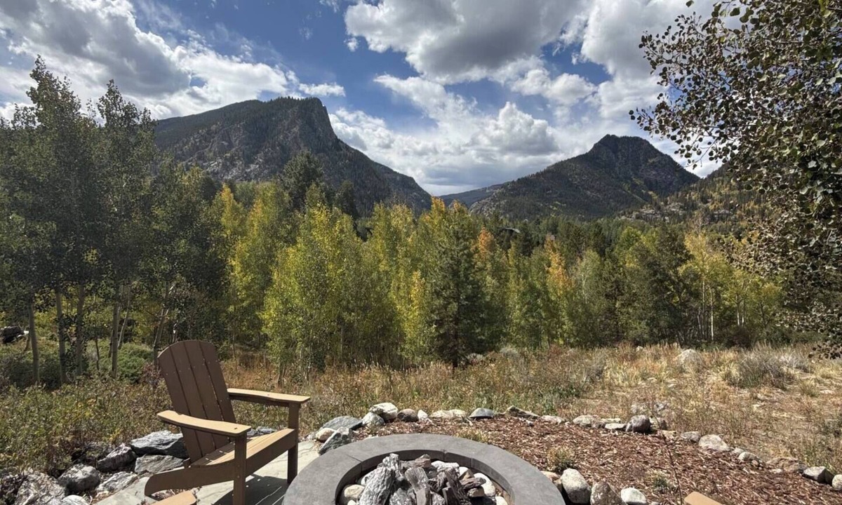 Frisco House | Luxury Mountain Retreat: Walk to Frisco Main St