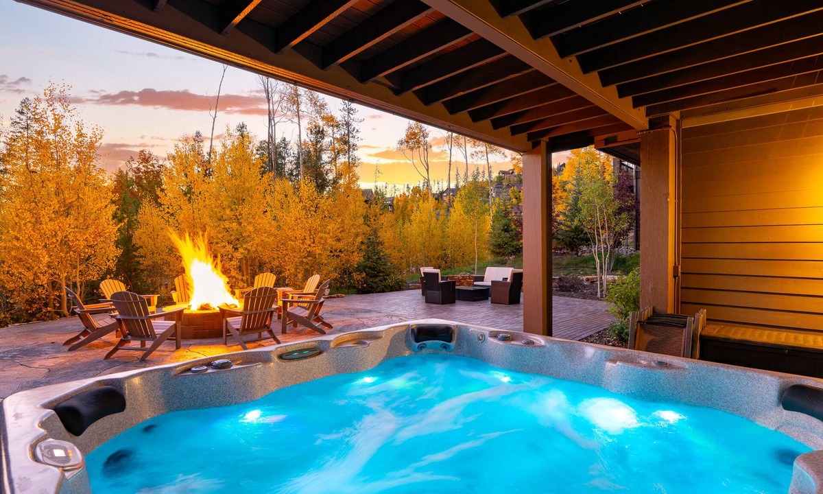 Rendezvous House | Luxury Mountain Villa 250 /Hot Tub /Peloton /Views /Best Price - $500 FREE Activities Daily