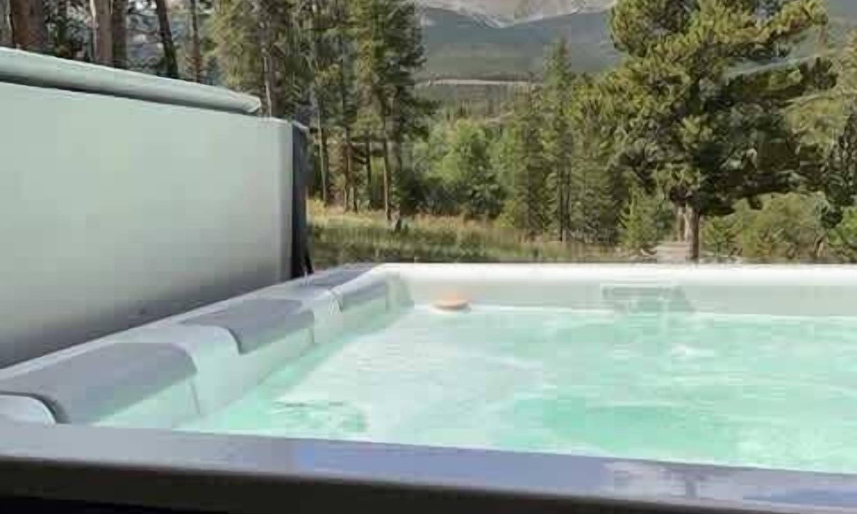Breckenridge House | Luxury ski chalet w/spa, sauna in heart of Breck!