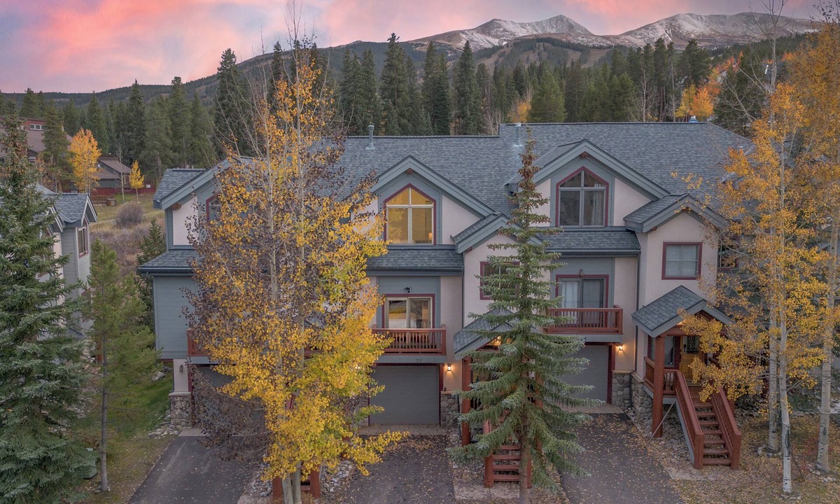 Peak 8 House | Luxury w/Mountain Views + Ski-in/Ski-out - Pines 75 Townhome