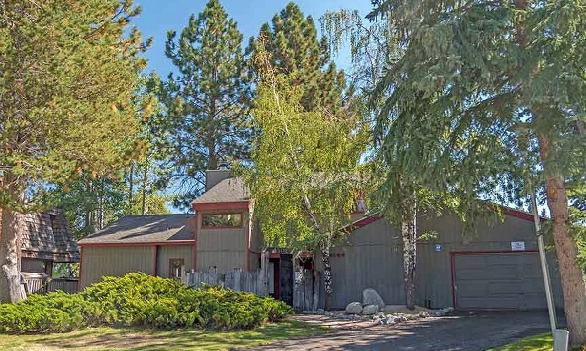 Tahoe Keys House | Luxury Waterfront Vacation Rental with Boat Dock and Hot Tub in Tahoe Keys, California