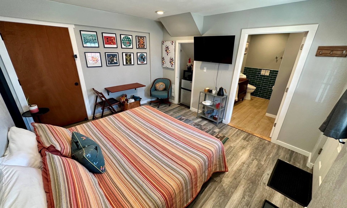 Dupont Apartment | Magnolia Suite: Modern Luxury Suite Near DIA + Downtown No Cleaning Fee