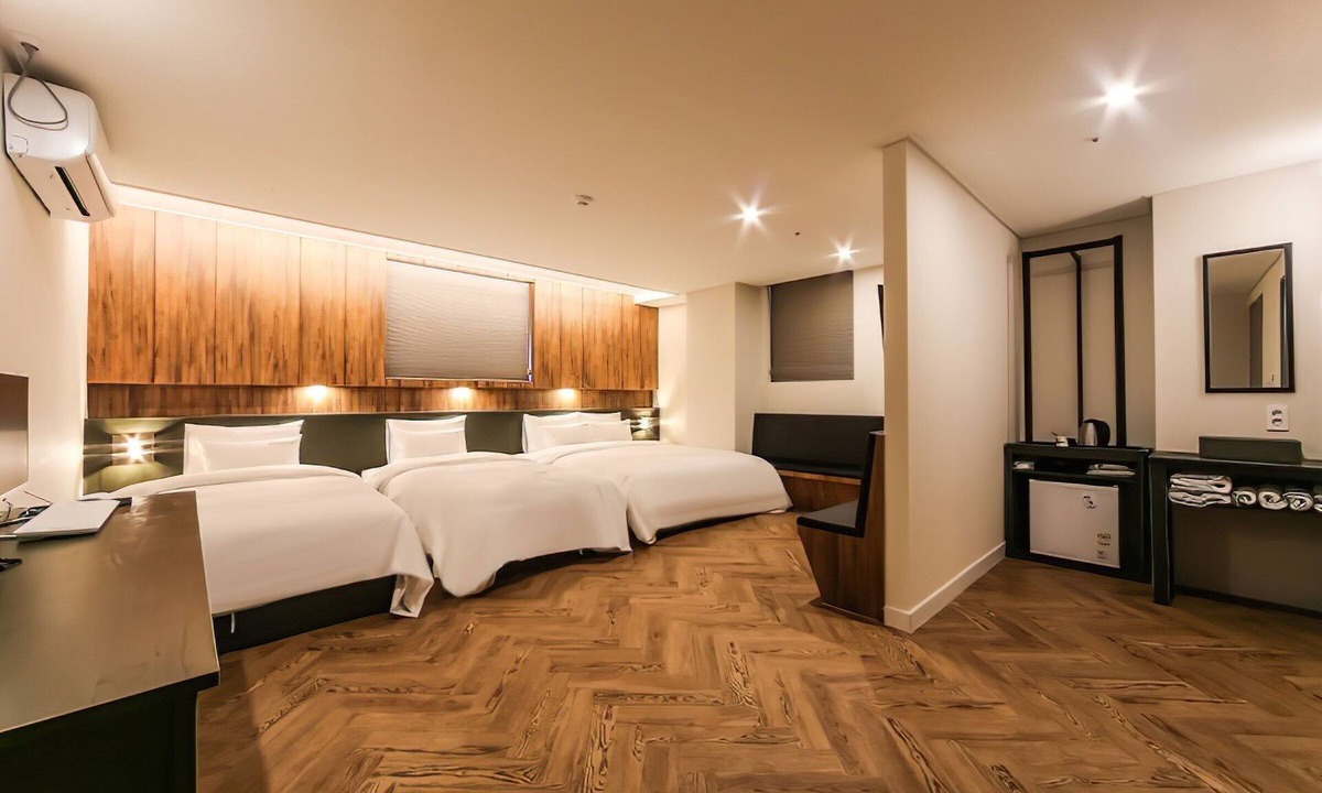 Chinatown Hotel | Maximum Hotel