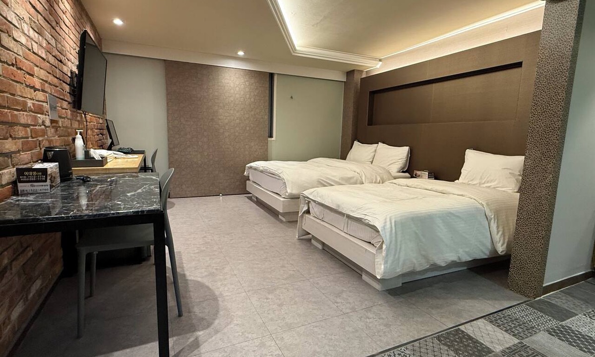 Hollim Hotel | May Hotel