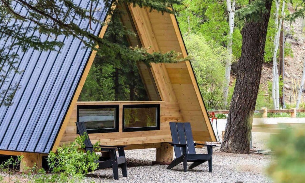 Grant Cabin | Minimalist A-Frame Stay - LostFork Basecamp