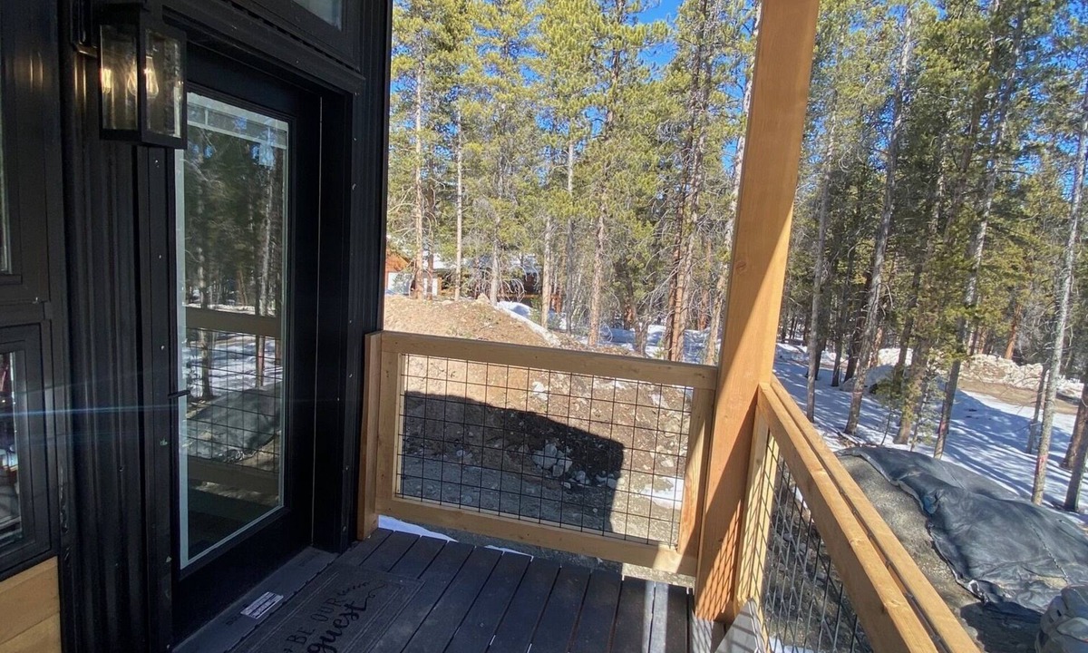 Leadville North House | modern 2 bedroom on a spacious wooded lot